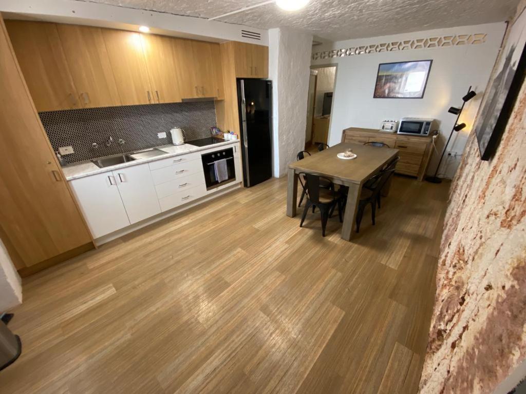 894 Holly Court Apartment Coober Pedy Ngoại thất bức ảnh
